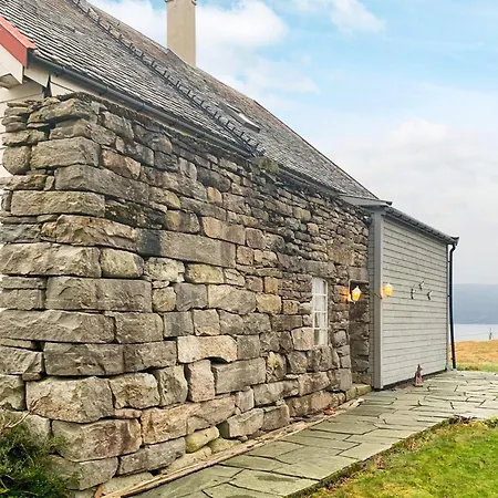 10 Person In * Brekke (Sogn og Fjordane)