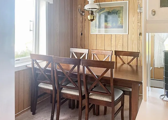 10 Person In * Brekke (Sogn og Fjordane)